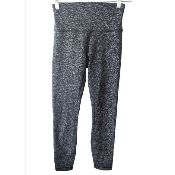 LULULEMON ATHLETICA Wunder Under Hi-Rise 7/8 Tight Size 4 - Picture 3 of 4